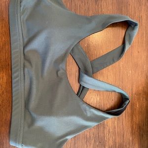 Women’s sports bra
